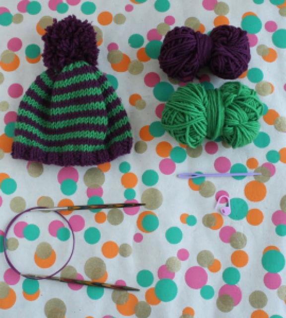 Free baby hat knitting pattern by GamerCrafting